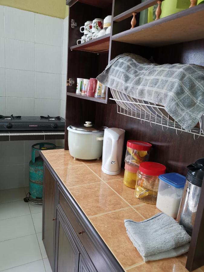 Desa Kemboja Homestay Pantai Cenang  Exterior foto